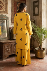 VARAH LAWN FARSHI SET