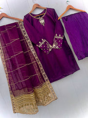 MINHA LUXURY FESTIVE COLLECTION