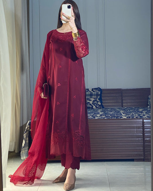 MAYRA 3PC LUXURY COLLECTION