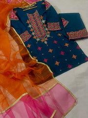 KAINAT 3PC LAWN COLLECTION