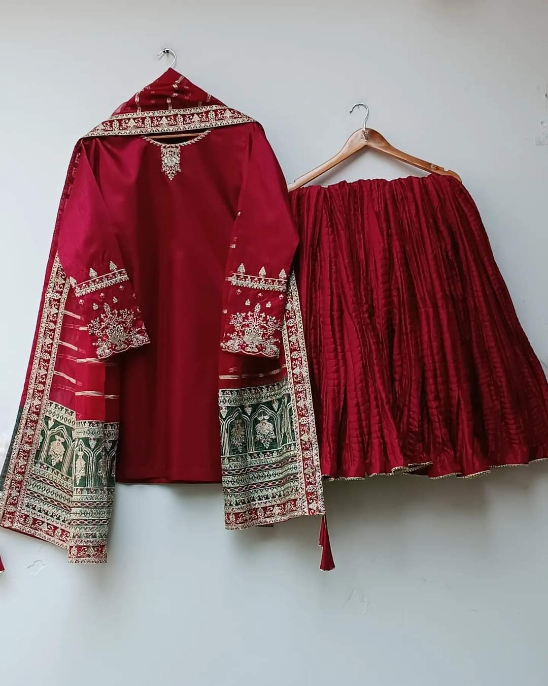 MINHA LUXURY FESTIVE COLLECTION