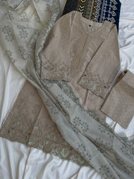 CHICKAN LAWN COLLECTION