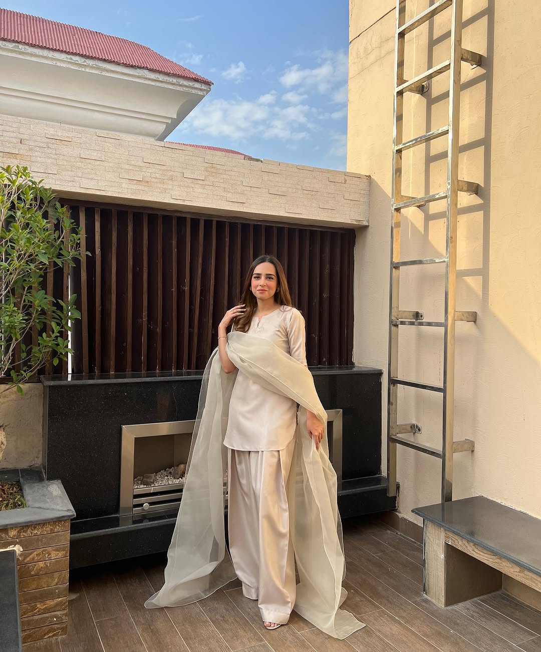 ANAYA 3PC FARSHI SHALWAR DRESS