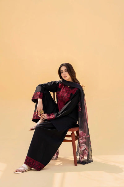 ZAYISHA FARSHI SHALWAR 2pc DRESS.