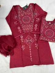 Embroidered kurta