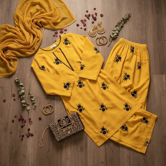 VARAH LAWN FARSHI SET