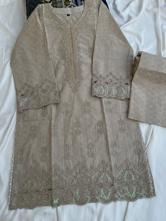 CHICKAN LAWN COLLECTION