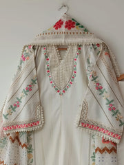 HYRA 3PC LAWN COLLECTION